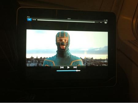 Kick-ass le film c’est aussi délirant et excellent que le comics ! :D Absolument à voir !! (et à lire ;) )