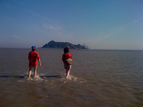 Featured image of post Les pieds dans l'eau, oh oh